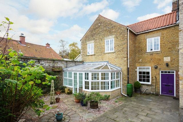  Image of 3 bedroom Cottage for sale in Park Street Hovingham York YO62 at Park Street Hovingham York, YO62 4JZ