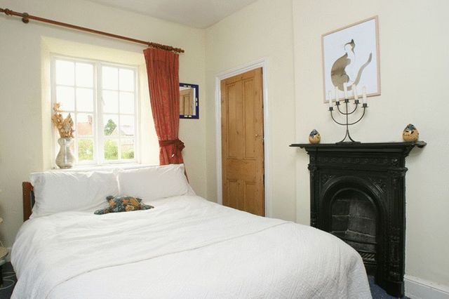  Image of 3 bedroom Cottage for sale in Park Street Hovingham York YO62 at Park Street Hovingham York, YO62 4JZ
