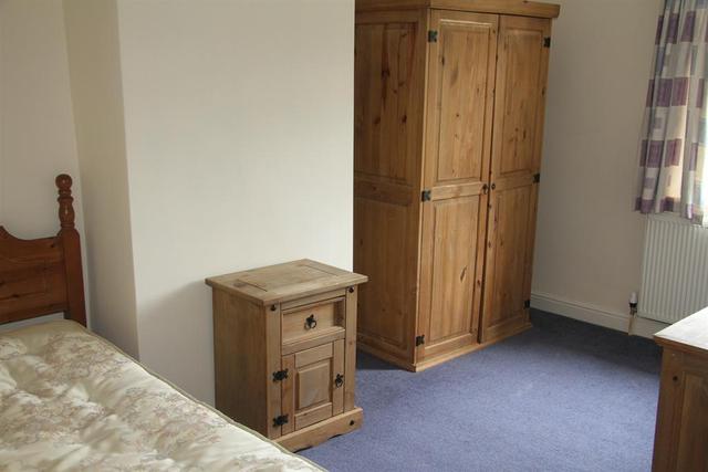  Image of 2 bedroom End of Terrace for sale in Dinsdale Buildings Yeadon Leeds LS19 at Yeadon Leeds Yeadon, LS19 7SG