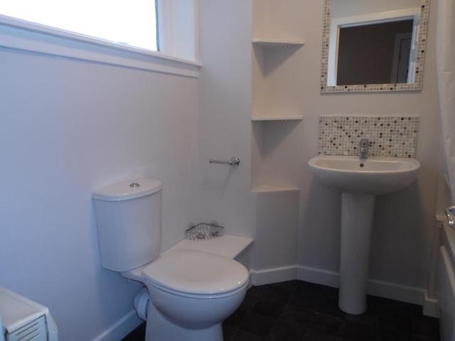  Image of Flat to rent in Diriebught Court Inverness IV2 at Inverness Highland Highland, IV2 3QU