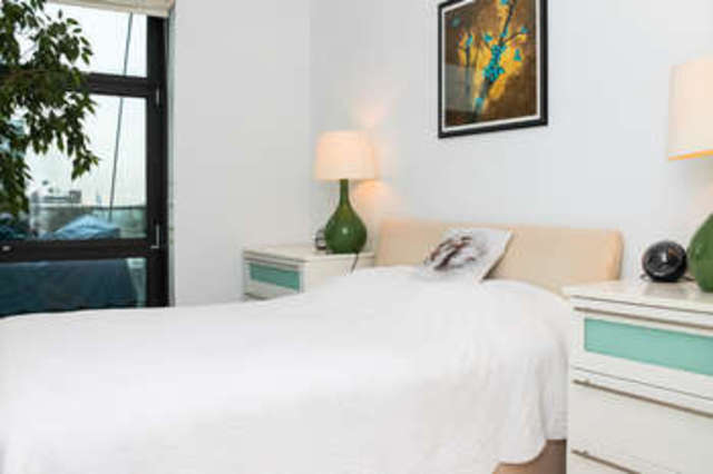  Image of 2 bedroom Flat for sale in South Quay Square London E14 at 2 South Quay Square  London, E14 9LT