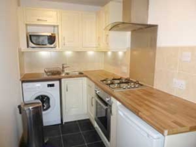 Image of 1 bedroom Flat to rent in Dock Place Edinburgh EH6 at Leith Edinburgh Edinburgh, EH6 6LU