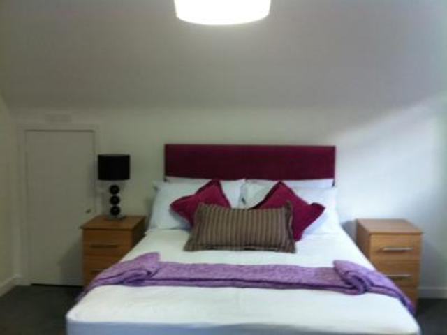  Image of 3 bedroom Flat to rent in Don Street Old Aberdeen Aberdeen AB24 at Aberdeen  Aberdeen, AB24 1UH