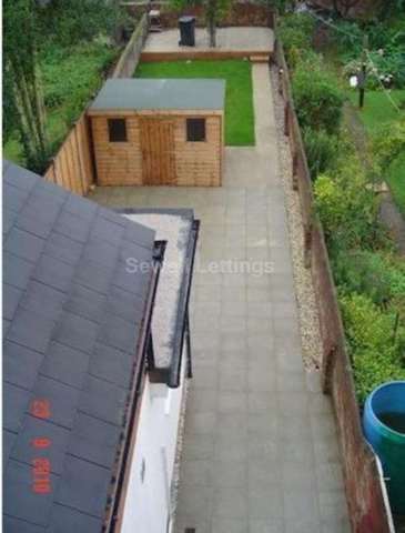  Image of 6 bedroom Detached house to rent in Donnington Road Reading RG1 at Donnington Road  Reading, RG1 5ND