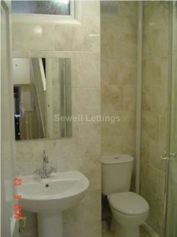  Image of 6 bedroom Detached house to rent in Donnington Road Reading RG1 at Donnington Road  Reading, RG1 5ND