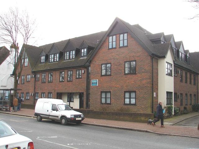  Image of 1 bedroom Retirement Property for sale in Coulsdon Road Coulsdon CR5 at 234 Coulsdon Road  Old Coulsdon, CR5 1EA
