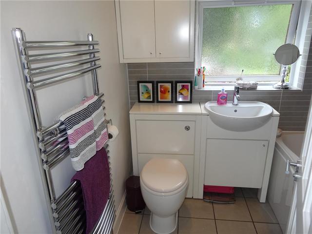  Image of 2 bedroom Semi-Detached house to rent in Douglas Avenue Elderslie Johnstone PA5 at Elderslie Renfrewshire Renfrewshire, PA5 9ND