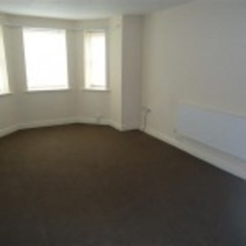  Image of 2 bedroom Flat to rent in Western Avenue Huyton Liverpool L36 at Huyton  Liverpool, L36 4LX