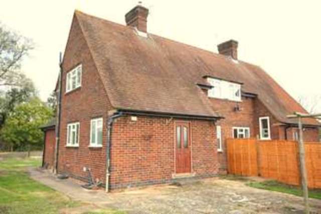  Image of 3 bedroom Detached house to rent in Drayton Barn New Cottages Alcester Road Stratford-upon-Avon CV37 at Drayton Barn New Cottages  Binton, CV37 9RG