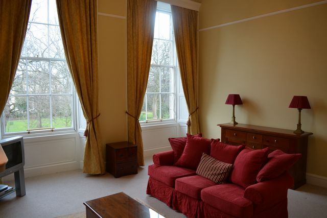  Image of 2 bedroom Flat to rent in Drummond Place Edinburgh EH3 at New Town Edinburgh Edinburgh, EH3 6PH