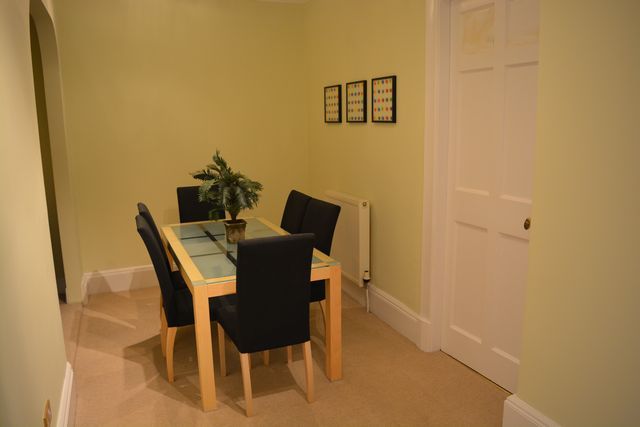  Image of 2 bedroom Flat to rent in Drummond Place Edinburgh EH3 at New Town Edinburgh Edinburgh, EH3 6PH
