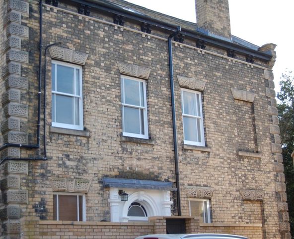  Image of 3 bedroom Flat to rent in Drury Lane Lincoln LN1 at Lincoln  Lincoln, LN1 3BN