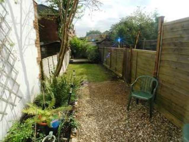  Image of 2 bedroom Apartment to rent in Dudley Road Kingston upon Thames KT1 at Kingston upon Thames, KT1 2UN