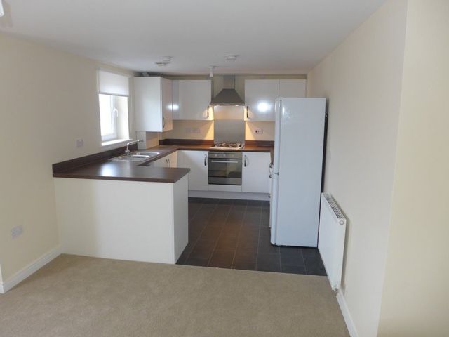  Image of 2 bedroom Flat to rent in Summerpark Road Dumfries DG1 at Dumfries Dumfries and Galloway Dumfries and Galloway, DG1 3FT