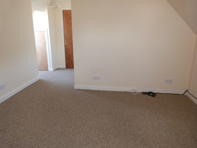  Image of 3 bedroom Semi-Detached house to rent in Dupplin Road Perth PH2 at Perth Perthshire Perthshire, PH2 7EN