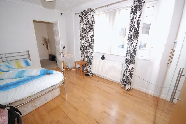  Image of 3 bedroom Terraced house for sale in Durban Road Patchway Bristol BS34 at Durban Road Patchway Bristol, BS34 5HN