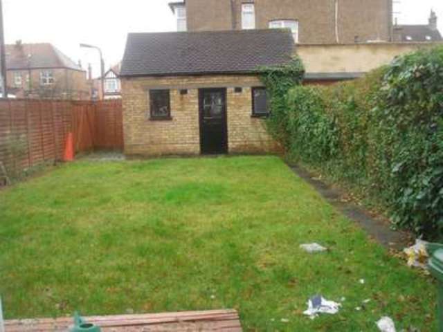  Image of 3 bedroom Semi-Detached house to rent in Durham Road North Harrow Harrow HA1 at Durham Road  Harrow, HA1 4PQ
