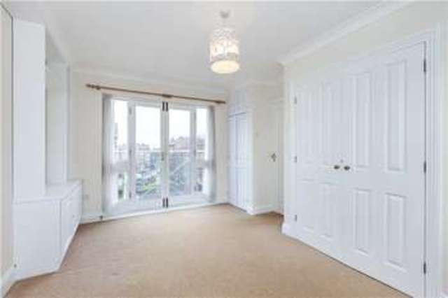  Image of 3 bedroom Semi-Detached house for sale in Dutton Street London SE10 at London  Greenwich, SE10 8TB