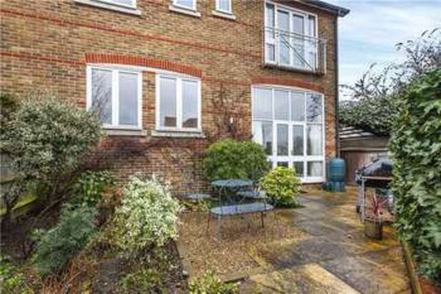  Image of 3 bedroom Semi-Detached house for sale in Dutton Street London SE10 at London  Greenwich, SE10 8TB
