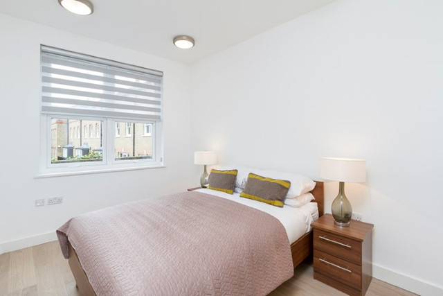  Image of 2 bedroom Flat to rent in Earls Court Road London SW5 at Earls Court Road  London, SW5 9RQ