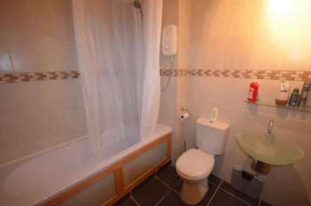  Image of 1 bedroom Flat for sale in East Cliff Road Dawlish EX7 at East Cliff Road  Langdon House, EX7 0BJ