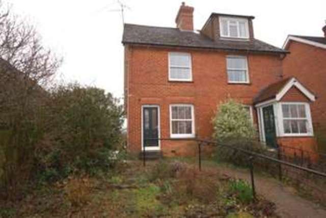  Image of 2 bedroom Semi-Detached house to rent in South Street East Hoathly Lewes BN8 at East Hoathly, BN8 6DT