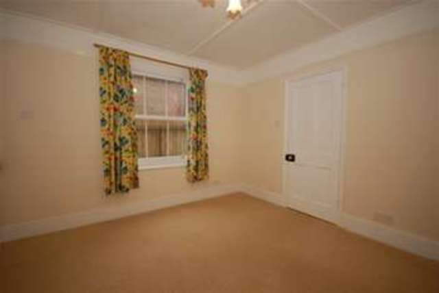  Image of 2 bedroom Semi-Detached house to rent in South Street East Hoathly Lewes BN8 at East Hoathly, BN8 6DT