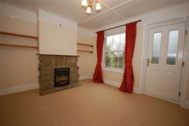  Image of 2 bedroom Semi-Detached house to rent in South Street East Hoathly Lewes BN8 at East Hoathly, BN8 6DT