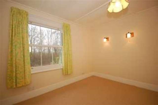  Image of 2 bedroom Semi-Detached house to rent in South Street East Hoathly Lewes BN8 at East Hoathly, BN8 6DT