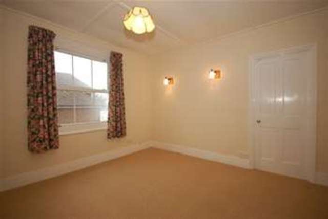  Image of 2 bedroom Semi-Detached house to rent in South Street East Hoathly Lewes BN8 at East Hoathly, BN8 6DT