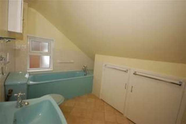  Image of 2 bedroom Semi-Detached house to rent in South Street East Hoathly Lewes BN8 at East Hoathly, BN8 6DT