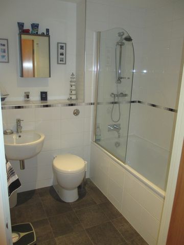  Image of 2 bedroom Flat to rent in East Pilton Farm Rigg Edinburgh EH5 at Pilton Edinburgh Edinburgh, EH5 2GE