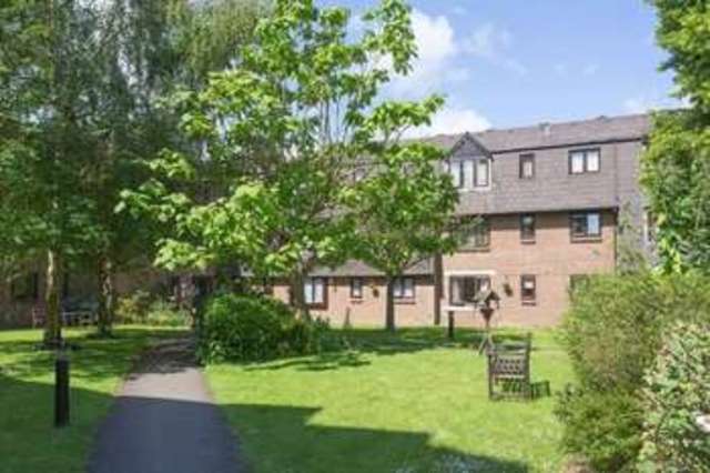  Image of 1 bedroom Retirement Property for sale in East Street Havant PO9 at East Street  Havant, PO9 1QS