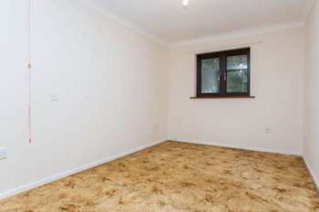  Image of 1 bedroom Retirement Property for sale in East Street Havant PO9 at East Street  Havant, PO9 1QS