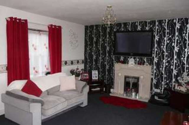  Image of 3 bedroom Terraced house for sale in Eastcliffe Spittal Berwick-upon-Tweed TD15 at Eastcliffe Spittal Berwick-Upon-Tweed, TD15 2JT
