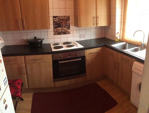  Image of 2 bedroom Flat to rent in Eastfield Road Enfield EN3 at Ponders End, EN3 5UN