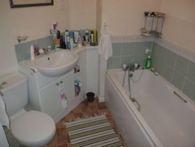  Image of 2 bedroom Flat to rent in Benny Hill Close Eastleigh SO50 at Benny Hill Close  EASTLEIGH, SO50 5GG