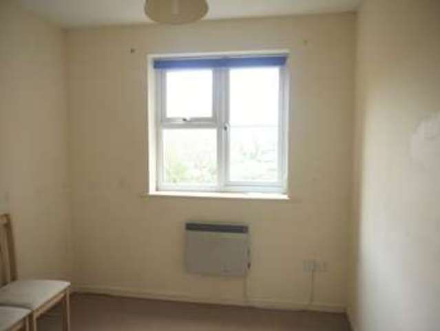  Image of 1 bedroom Flat to rent in Stratford Place Shakespeare Road Eastleigh SO50 at Stratford Place Shakespeare Road Eastleigh, SO50 4NB