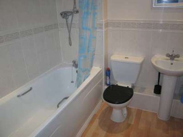  Image of 1 bedroom Flat to rent in Twyford Road Eastleigh SO50 at 104 Twyford Road  EASTLEIGH, SO50 4BS