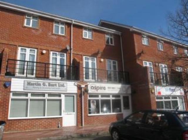  Image of 3 bedroom Flat to rent in Pirelli Way Eastleigh SO50 at Pirelli Way  Eastleigh, SO50 5GF