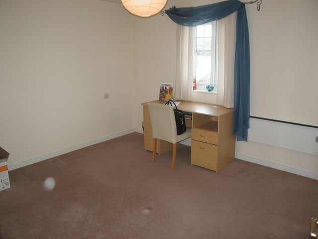  Image of 2 bedroom Flat to rent in Bright Wire Crescent Eastleigh SO50 at Bright Wire Crescent  Eastleigh, SO50 5SQ