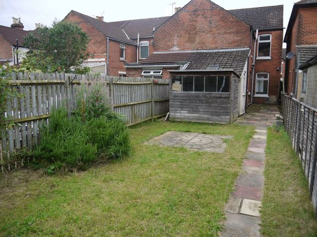  Image of 3 bedroom Terraced house to rent in Desborough Road Eastleigh SO50 at Desborough Road CENTRAL EASTLEIGH North Stoneham, SO50 5NS