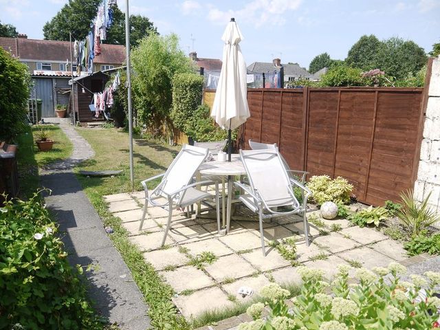  Image of 3 bedroom Terraced house to rent in Twyford Road Eastleigh SO50 at Twyford Road  Eastleigh, SO50 4HL