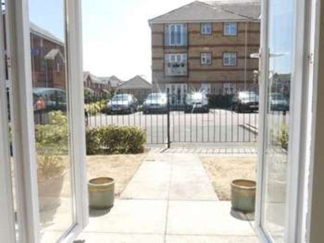  Image of 2 bedroom Flat to rent in Cable Street Eastleigh SO50 at Cable Street  Eastleigh, SO50 5SH