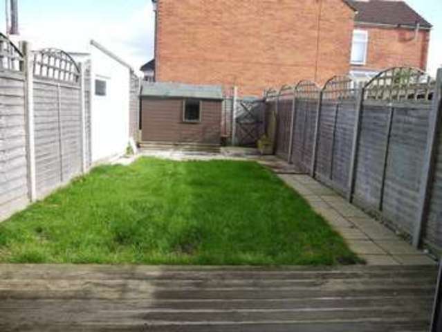  Image of 3 bedroom Terraced house to rent in Archers Road Eastleigh SO50 at Archers Road  Eastleigh, SO50 9BD