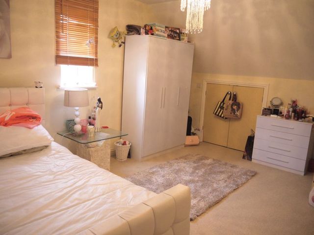  Image of 3 bedroom Terraced house to rent in Brookwood Avenue Eastleigh SO50 at Brookwood Avenue  Eastleigh, SO50 9PH