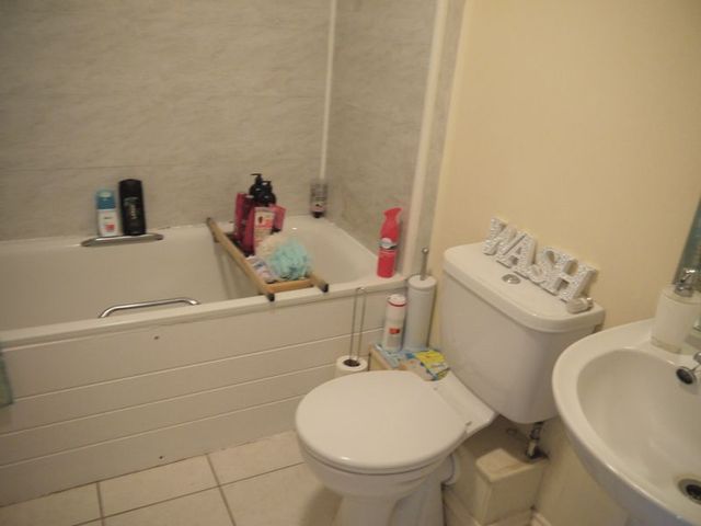  Image of 3 bedroom Terraced house to rent in Brookwood Avenue Eastleigh SO50 at Brookwood Avenue  Eastleigh, SO50 9PH
