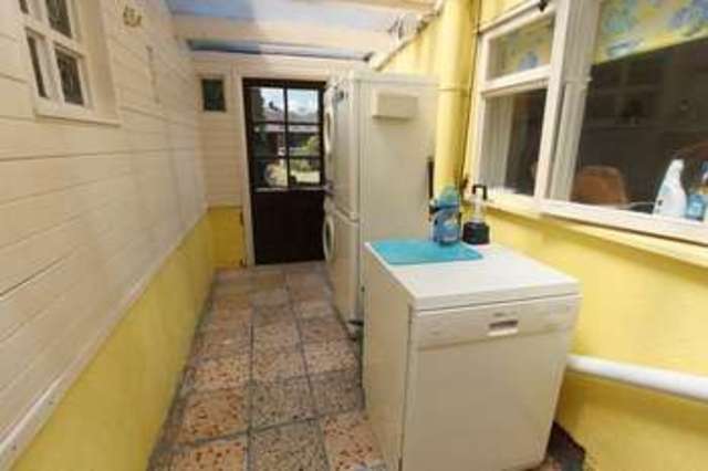  Image of 2 bedroom Terraced house to rent in Twyford Road Eastleigh SO50 at Twyford Road  Eastleigh, SO50 4HL
