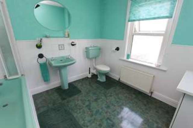  Image of 2 bedroom Terraced house to rent in Twyford Road Eastleigh SO50 at Twyford Road  Eastleigh, SO50 4HL
