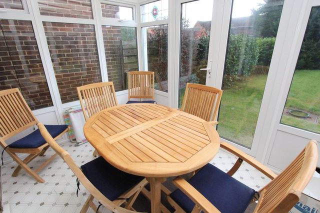  Image of 3 bedroom Terraced house to rent in Kestrel Road Eastleigh SO50 at Kestrel Road  Eastleigh, SO50 9LN